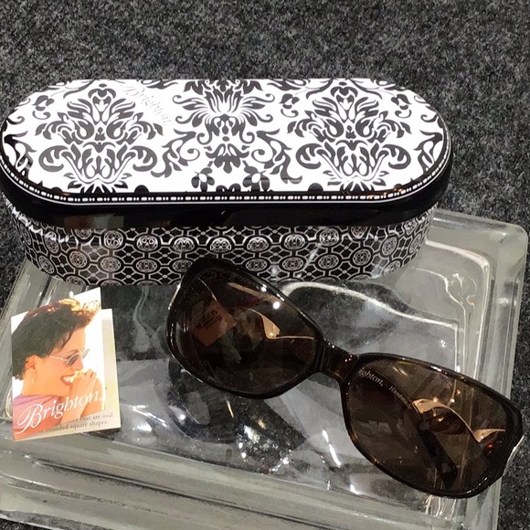Brighton Twirl tortoise and silver sunglasses with case NWT main image 6